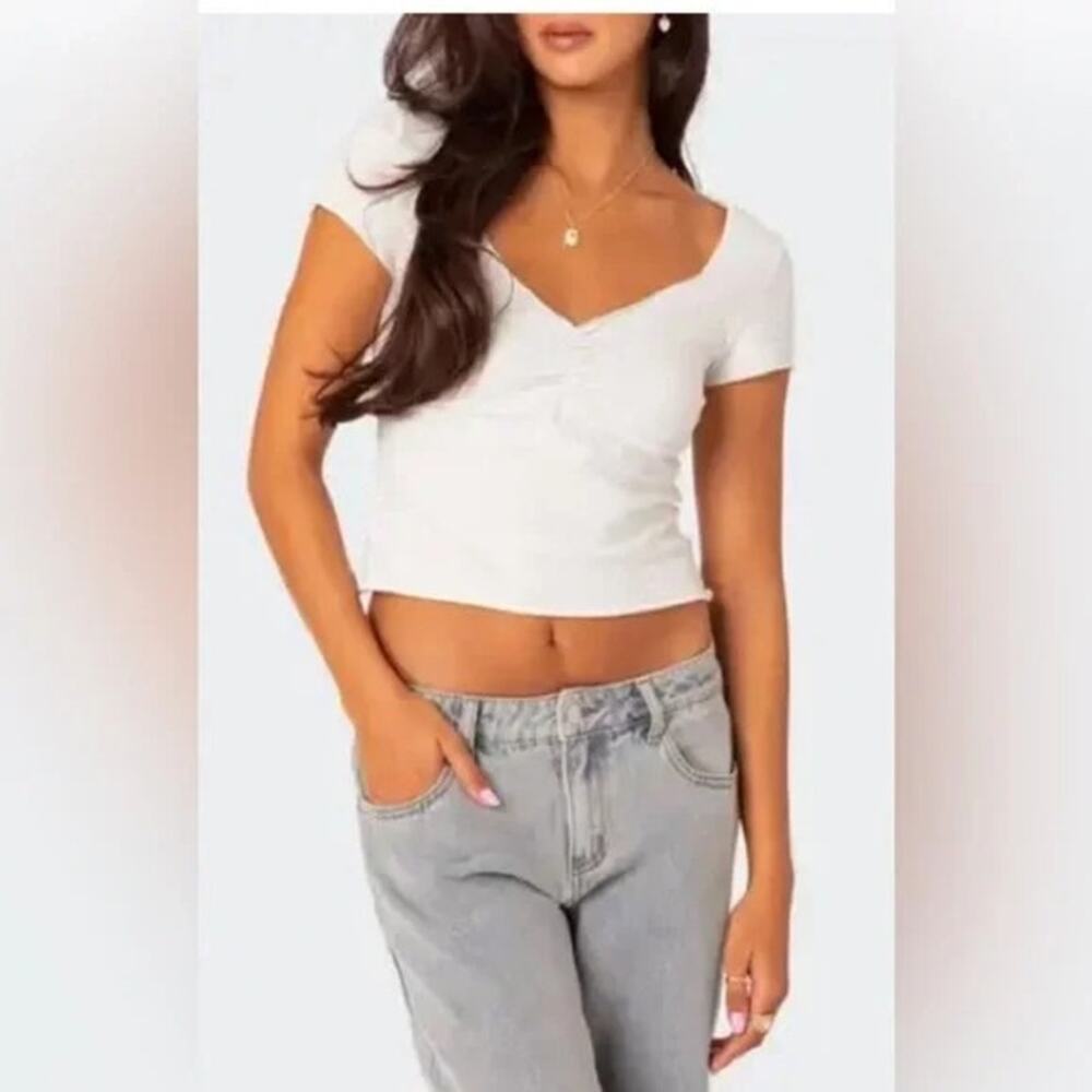 NWT WeWoreWhat Ruched Fitted V Neck Tee Shirt Cap Sleeves M Classic White #3548